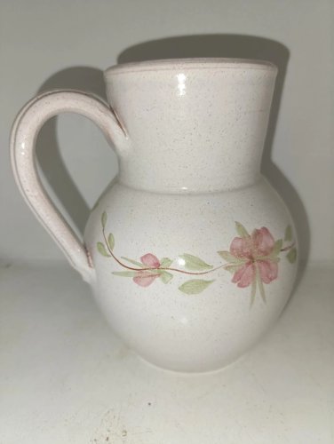 ancienne vase/pot attribué a la manufacture st uze en etat satisfaisant