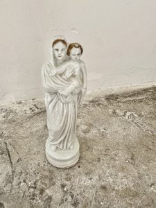 Ancienne, Vierge à l’enfant statuette XIXe siècle religion biscuits, émaillée,