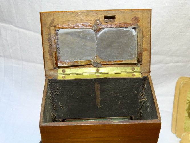 -ANCIENNE VISIONNEUSE STEREOSCOPIQUE BREWSTER ? CIRCA 1870 + 15 VUES CARTON    D