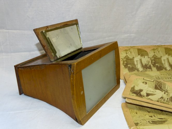 -ANCIENNE VISIONNEUSE STEREOSCOPIQUE BREWSTER ? CIRCA 1870 + 15 VUES CARTON    D