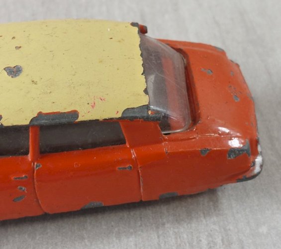 Ancienne voiture, Citroën DS 19, 24C, Dinky Toys ^