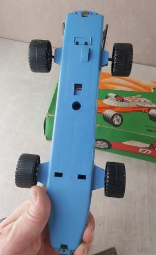 Ancienne voiture de course à friction, en tôle et plastique, URSS