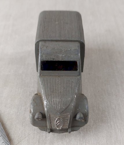 Ancienne voiture en métal, 2 CV fourgon Citroën, miniature JRD