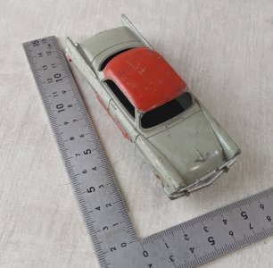 Ancienne voiture en métal, Plymouth Belvédère, 24D, Dinky Toys