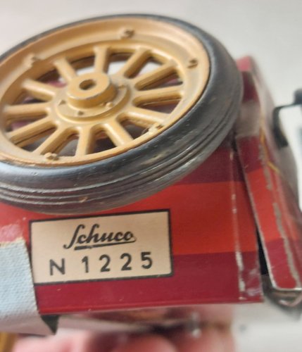 Ancienne voiture en tôle à clé, Mercer 1225, 35J 1913, Schuco ^