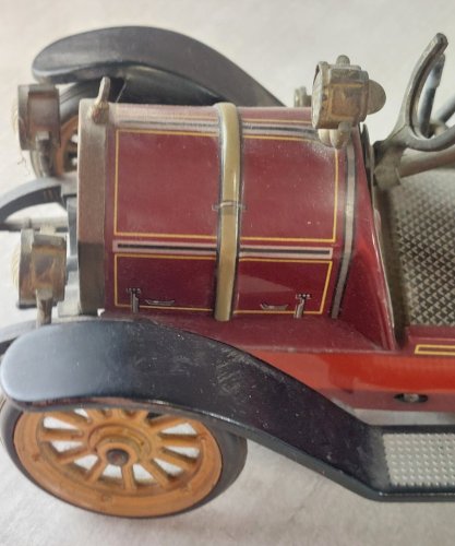 Ancienne voiture en tôle à clé, Mercer 1225, 35J 1913, Schuco ^