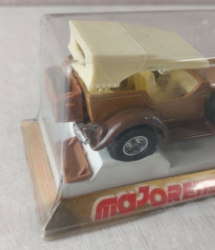 Ancienne voiture, Excalibur marron, Majorette 3000, 1/32 ^