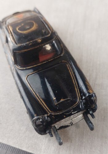 Ancienne voiture, James Bond, Aston Martin DB5, Corgi Toys ^