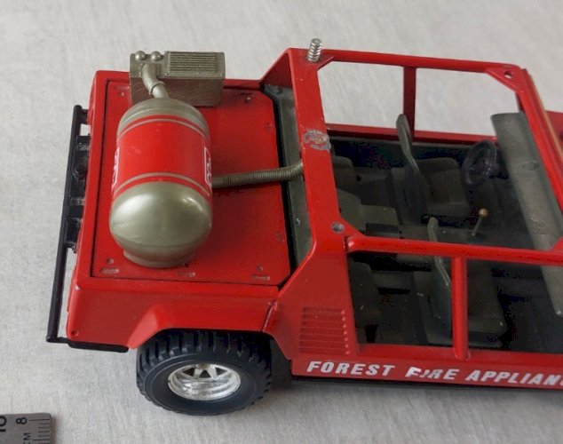 Ancienne voiture, Lamborghini Cheetah pompiers, Burago 1:24 ^