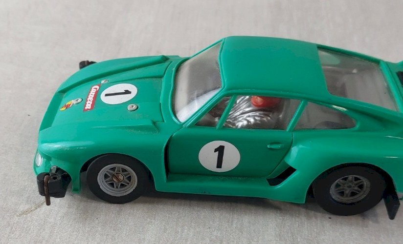 Ancienne voiture pour circuit, Porsche 935, Carrera Servo 88406, 1/32 ^