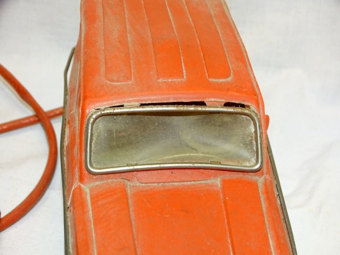 - ANCIENNE VOITURE RENAULT 4L FILOGUIDEE JOUSTRA JUS DE GRENIER JOUET ANCIEN