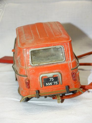 - ANCIENNE VOITURE RENAULT 4L FILOGUIDEE JOUSTRA JUS DE GRENIER JOUET ANCIEN