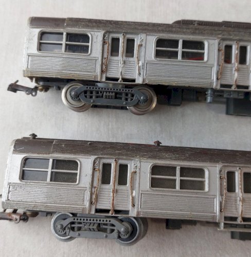 Anciennes automotrice et remorque d'extrémité, Budd rame inox Z5100, Jouef en HO ^
