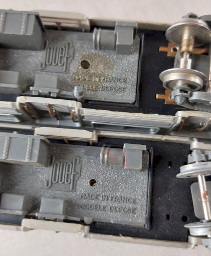 Anciennes automotrice et remorque d'extrémité, Budd rame inox Z5100, Jouef en HO ^