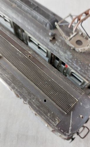 Anciennes automotrice et remorque d'extrémité, Budd rame inox Z5100, Jouef en HO ^