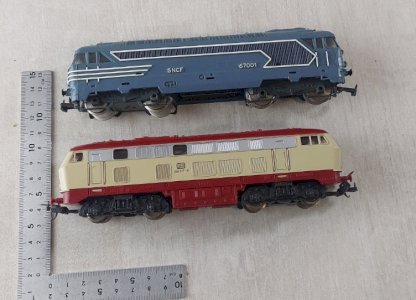 Anciennes locomotives Diesel, SNCF 67001 Jouef + DB 218 217-8 Lima , en HO