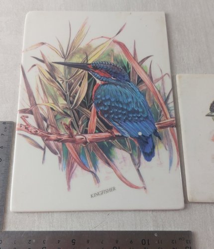 Anciennes plaques / tableaux muraux, sur céramique, oiseaux ^