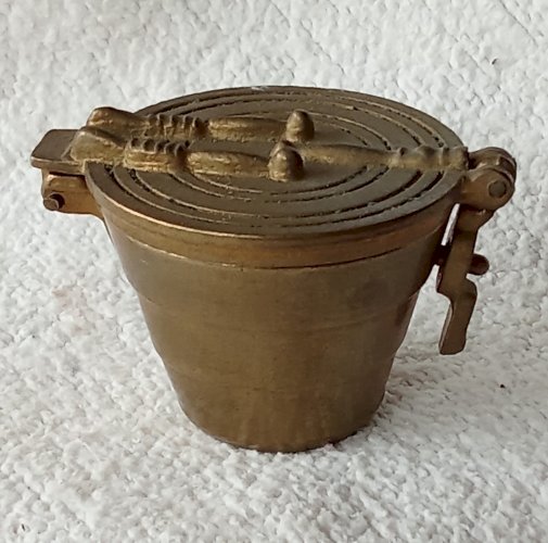 Anciens Poids Laiton pile De Charlemagne à godets Apothicaire old apothecary