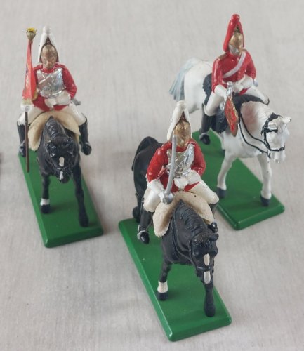 Anciens soldats en métal, soldats de la Reine, Britains