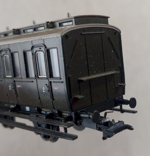 Anciens voitures voyageurs à compartiments, 2ème classe, 4307 Märklin, en HO