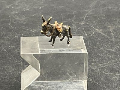 Bronze donkey of Vienna Austrian Wien cold painted.