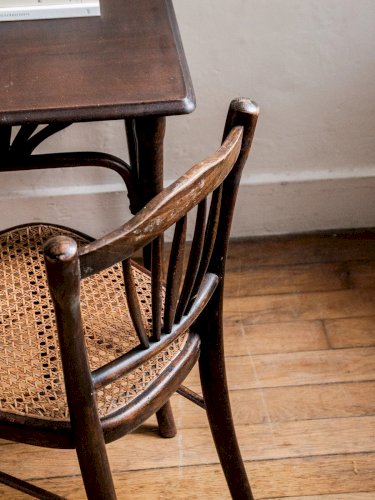 Ange, l'ensemble 1 table et 2 chaises Baumann N°1