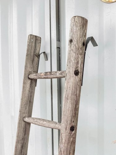 Angela, l'échelle en bois N°8