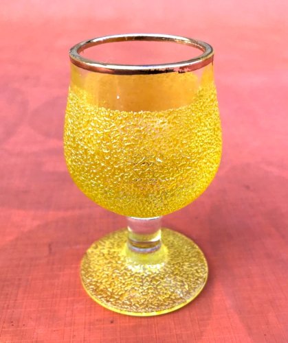 Années 1960  5 verres à liqueur  Verre granité jaune  