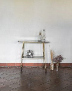 Anouk, the wooden side table N°87