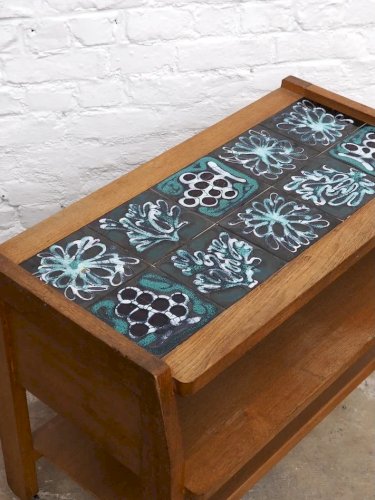 Anouk, la desserte en chêne et en céramique N°243