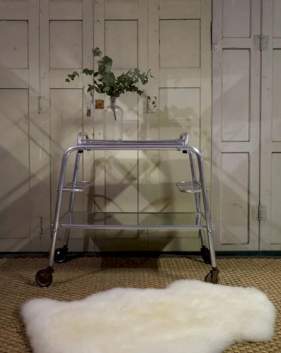 Anouk, la desserte en chrome et verre N°232