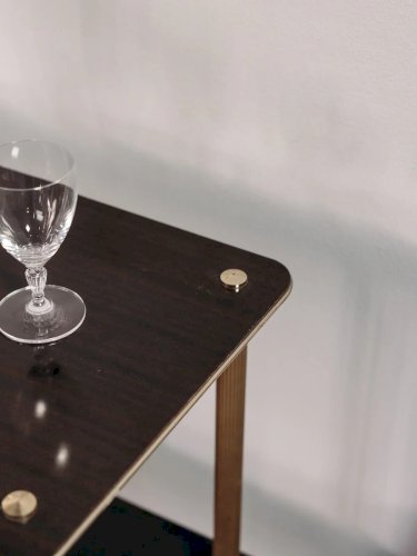 Anouk, la desserte en formica et laiton N°229