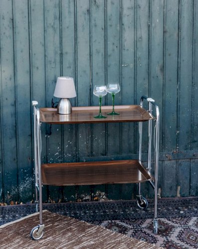 Anouk, la desserte pliante en métal N°120