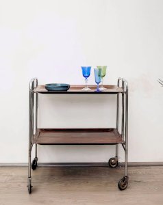 Anouk, la desserte seventies pliante N°30