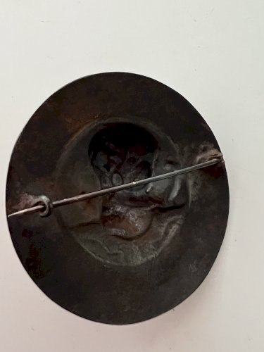 antique broche 19 Eme Siècle fonte de Berlin Ou  acier portrait homme Guerrier