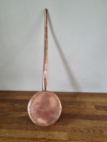 Antique Cassotte / Couade en cuivre rosé 