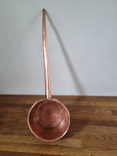 Antique Cassotte / Couade en cuivre rosé 