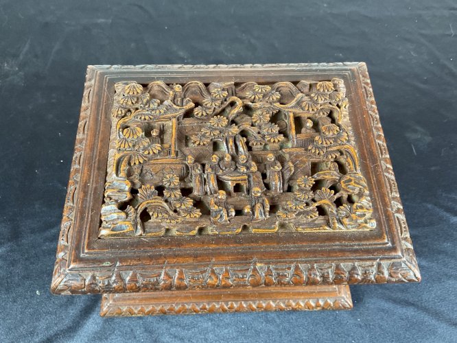 Antique Chinese Canton Qing Carved Wooden Jewelry Box 19th C 广东十三行精品檀香盒 Lock Key