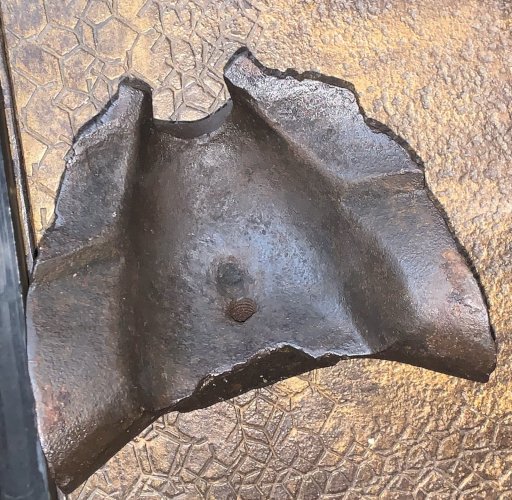 Antique mascaron décoratif fontaine gouttière tête de lion en fonte Renaissance