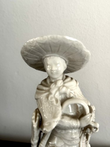 Antique Statuette Figurine Chasseresse Duhan XIXème Porcelaine Blanc De Chine