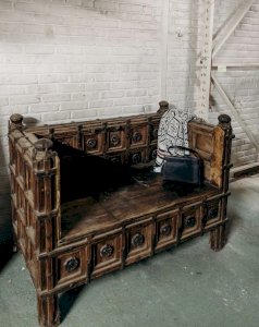 Antoine, le banc indien de mariage en bois N°293