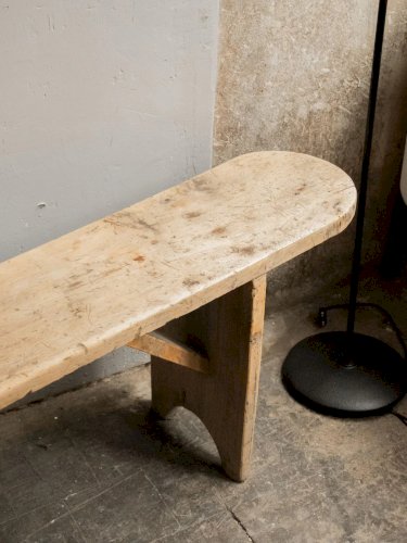 Antoine, le grand banc en bois clair N°299