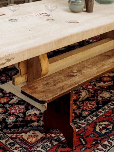 Antoine, le grand banc en bois N°248