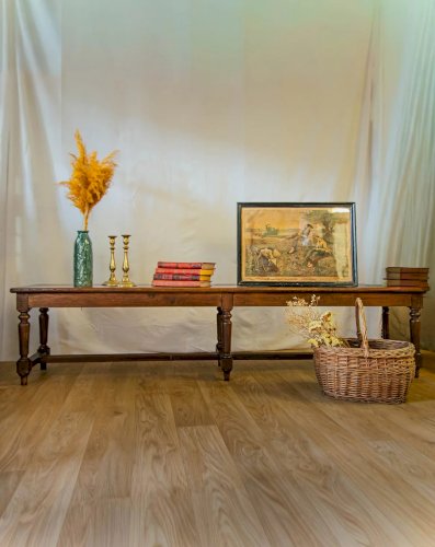 Antoine, le grand banc en bois N°302