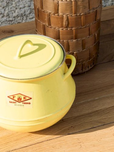 Antoinette, la marmite émaillée N°80