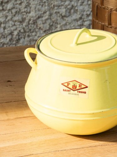 Antoinette, la marmite émaillée N°80