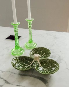 Antoinette, l'assiette choux en barbotine N°246