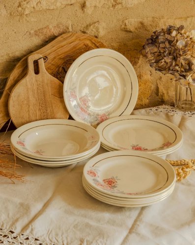 Antoinette, le lot d'assiettes Digoin Sarreguemines N°232