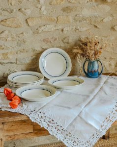 Antoinette, le service à vaisselle 10 pièces N°228