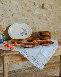 Antoinette, le service à vaisselle de 14 pièces N°230